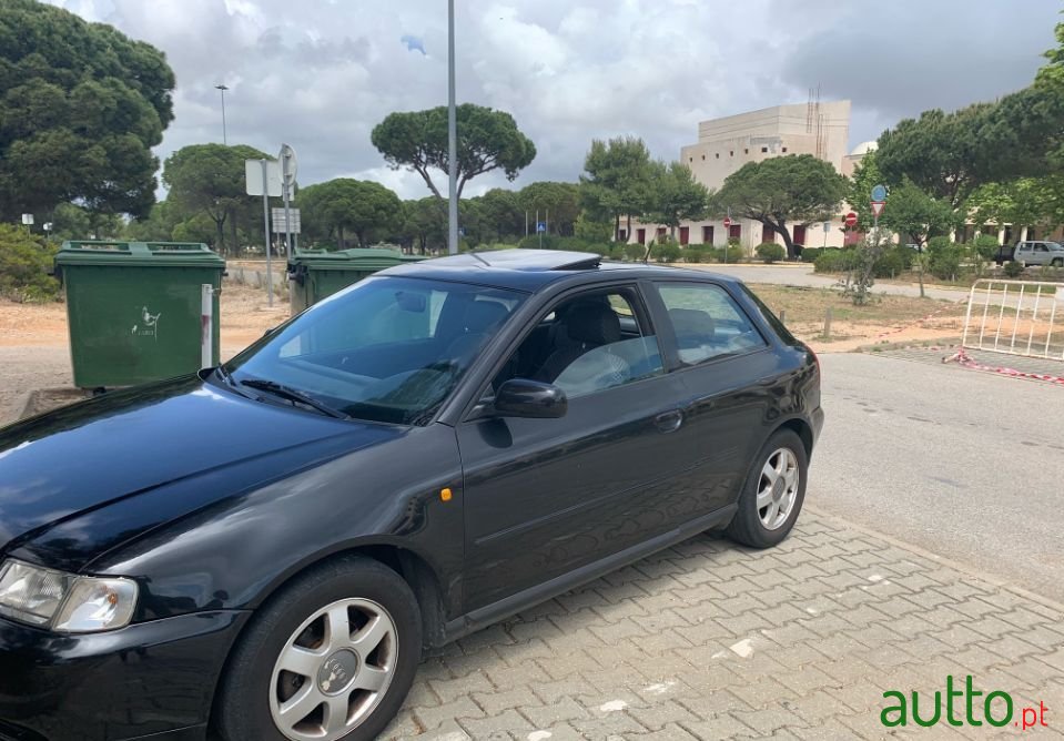 2000' Audi A3 Sportback photo #1
