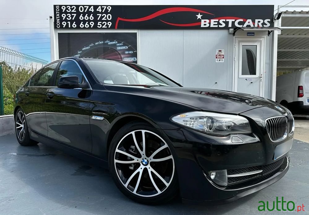 2012' BMW 520 D photo #1