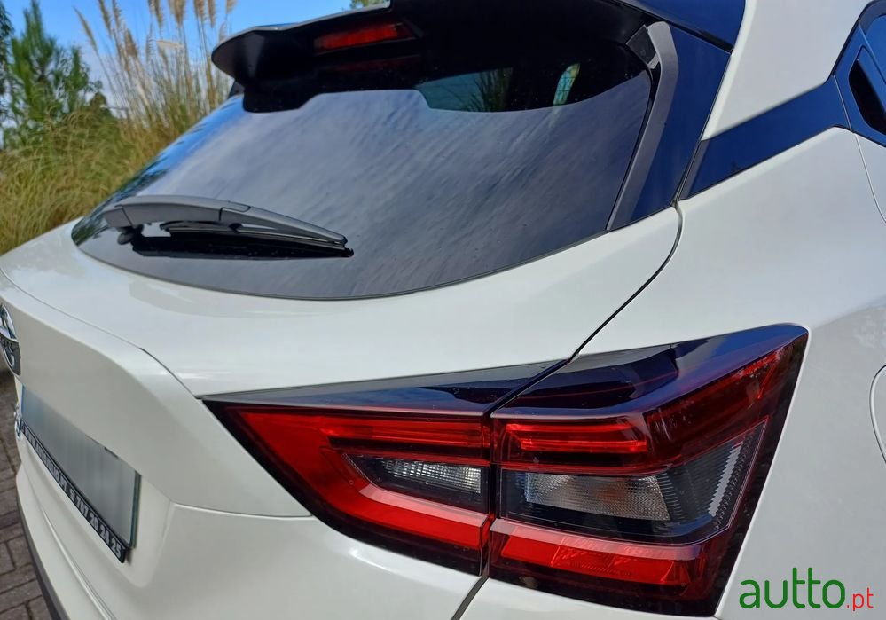 2022' Nissan Juke 1.0 Dig-T Acenta photo #3