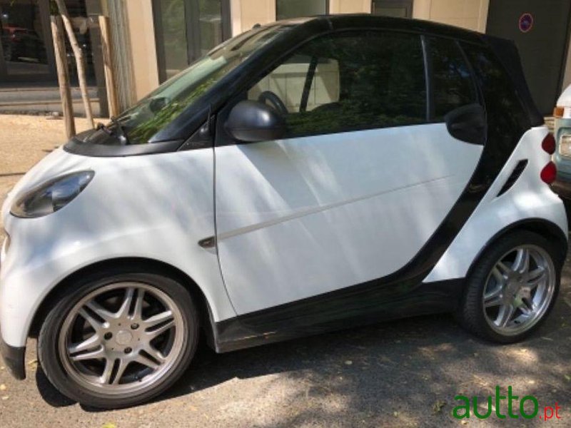 2009' Smart Fortwo photo #1