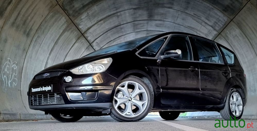 2007' Ford S-Max photo #1