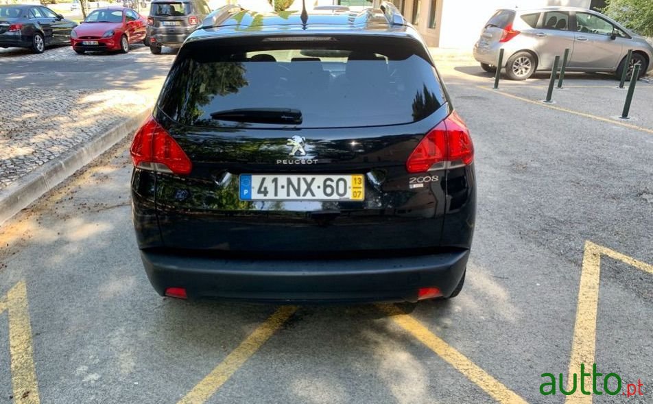 2013' Peugeot 2008 photo #4