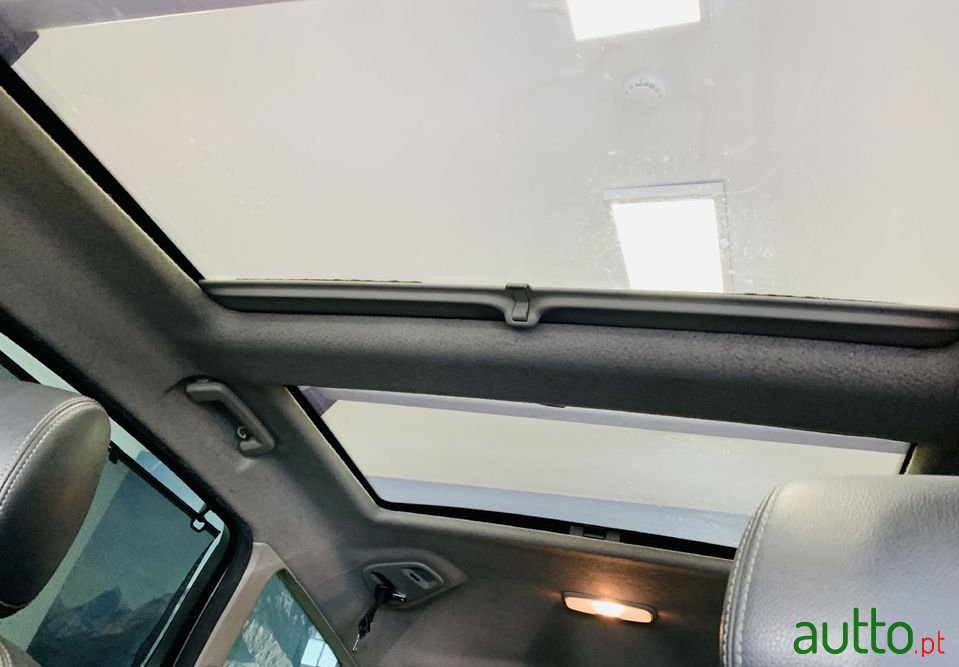 2009' Ford S-Max photo #5