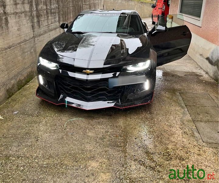 2019' Chevrolet Camaro photo #5