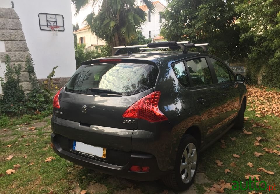 2013' Peugeot 3008 photo #2