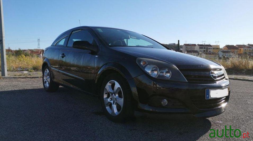 2005' Opel Astra GTc photo #1