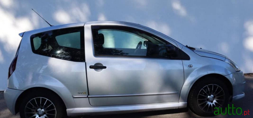 2006' Citroen C2 photo #4