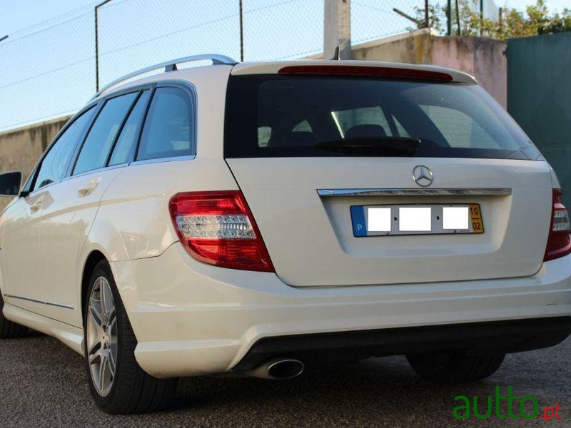 2010' Mercedes-Benz C-250 photo #1