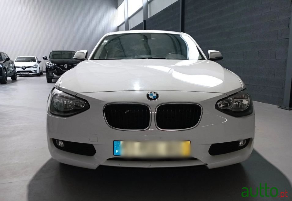 2012' BMW 118 photo #3