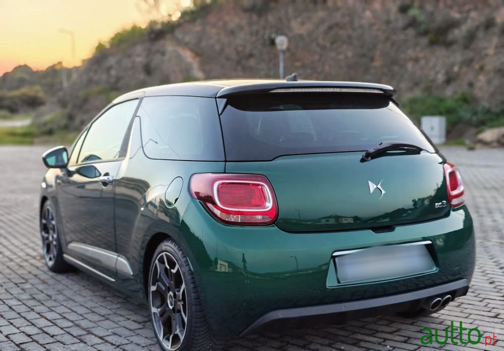 2018' DS Automobiles Ds3 Bluehdi 120 Sportchic photo #3