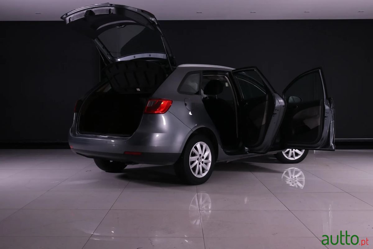 2012' SEAT Ibiza St photo #5
