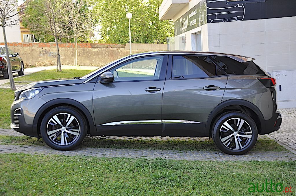 2018' Peugeot 3008 photo #3