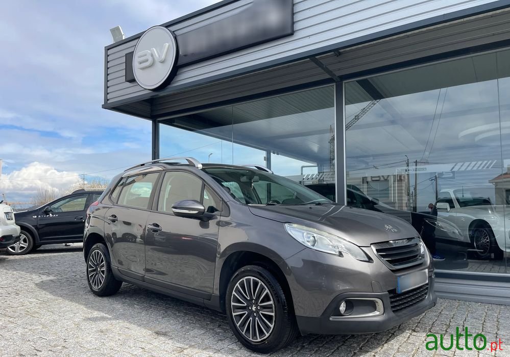 2014' Peugeot 2008 1.6 E-Hdi Active photo #1