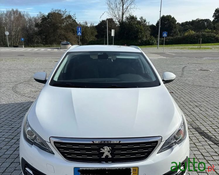 2019' Peugeot 308 Sw photo #1