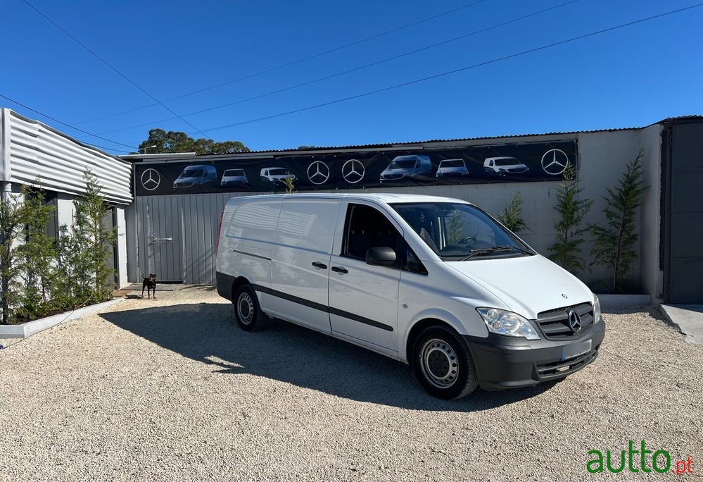 2011' Mercedes-Benz Vito photo #1