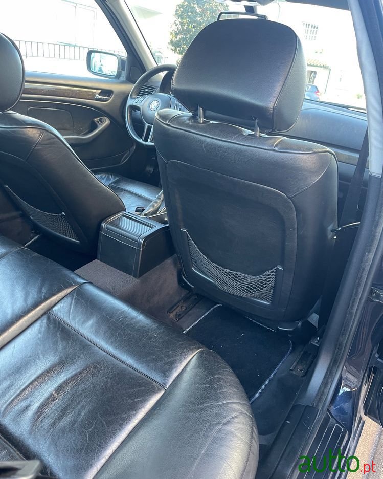 2003' BMW Série 3 I Touring photo #4