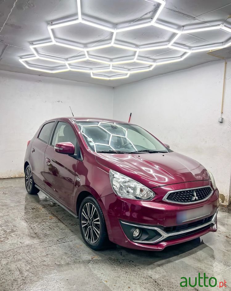 2018' Mitsubishi Space Star photo #1