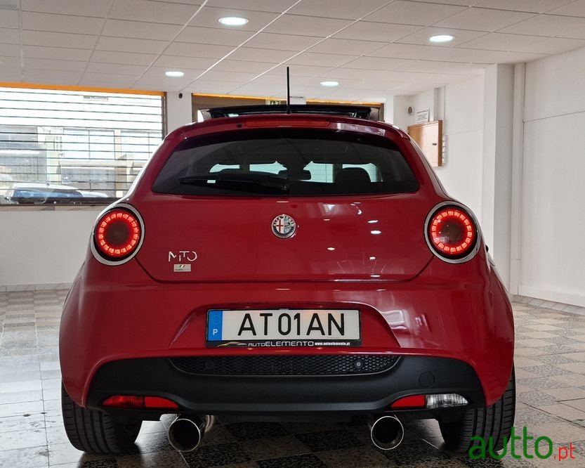 2009' Alfa Romeo MiTo photo #5