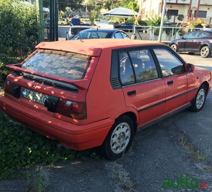 1989' Nissan Sunny photo #1