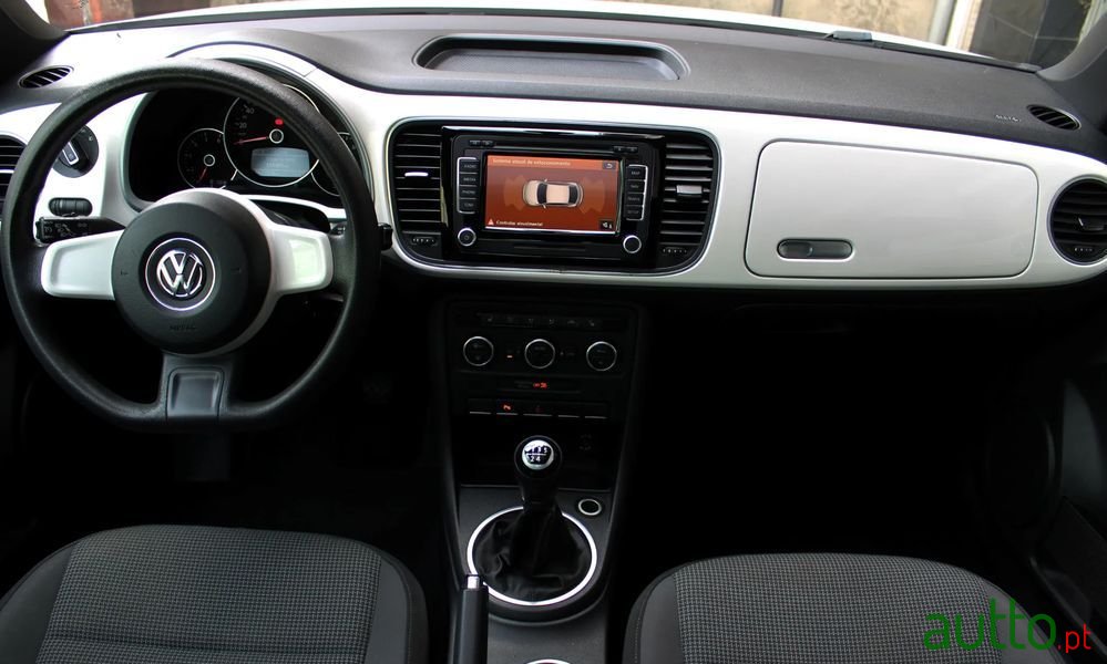 2012' Volkswagen New Beetle 1.6 Tdi Dpf photo #5