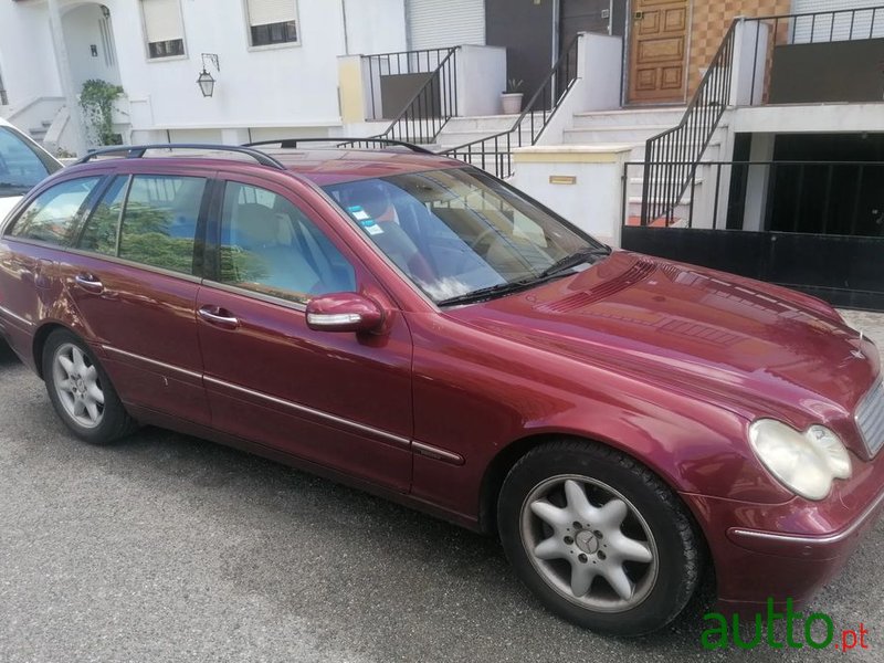 2002' Mercedes-Benz Classe C photo #4