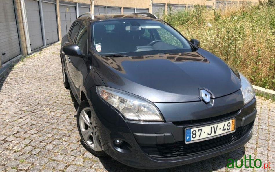 2009' Renault Megane Sport Tourer photo #1