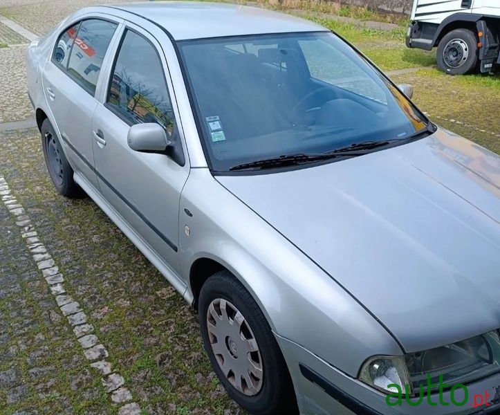 2000' Skoda Octavia 1.4 Ambiente photo #1