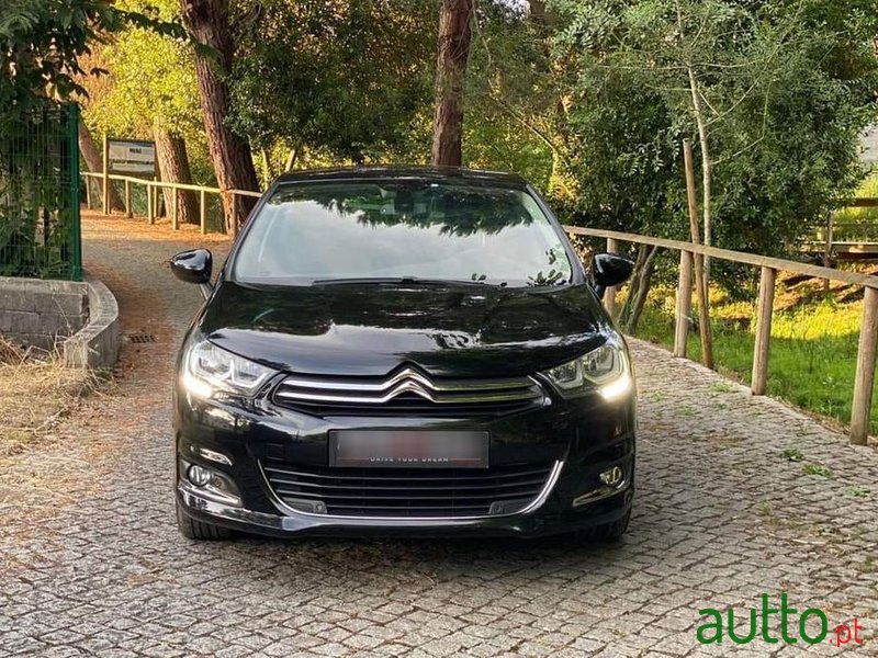 2018' Citroen C4 photo #5