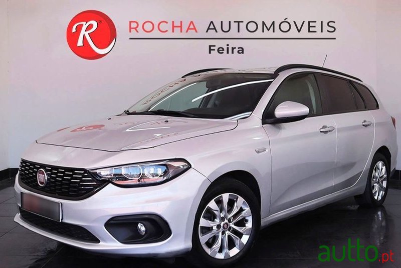 2018' Fiat Tipo Station Wagon photo #1