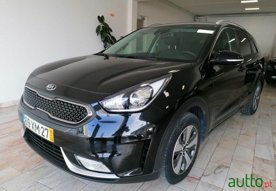 2019' Kia Niro photo #1