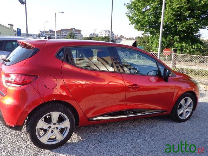 2013' Renault Clio Dynamique S 83G photo #1