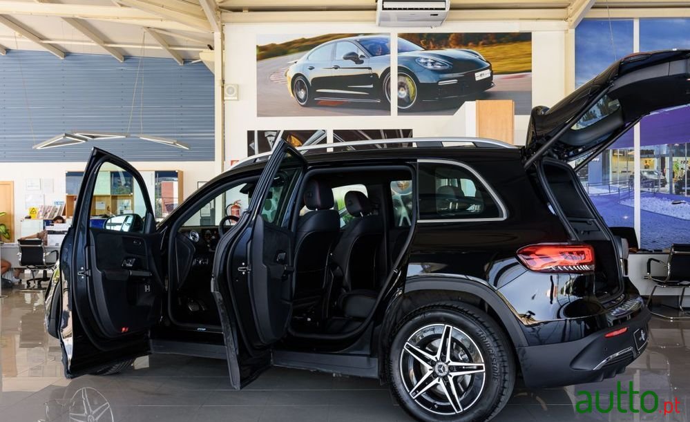 2022' Mercedes-Benz EQB photo #4