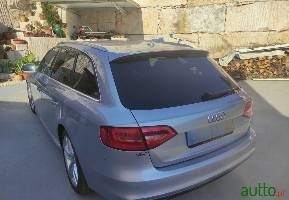 2014' Audi A4 Avant photo #1