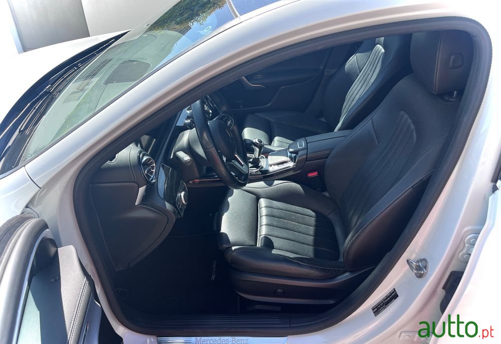 2019' Mercedes-Benz Classe A photo #3