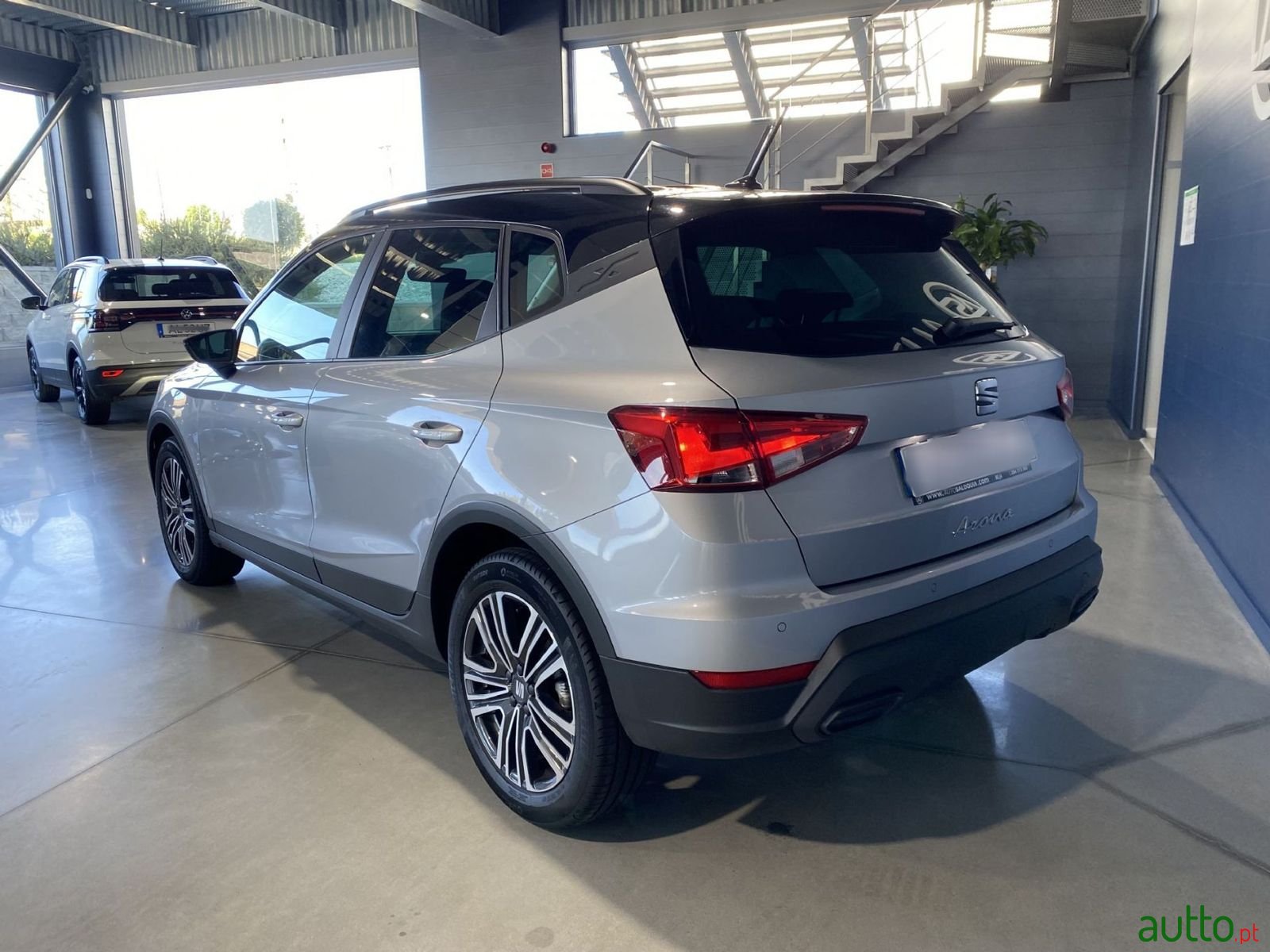 2022' SEAT Arona photo #3