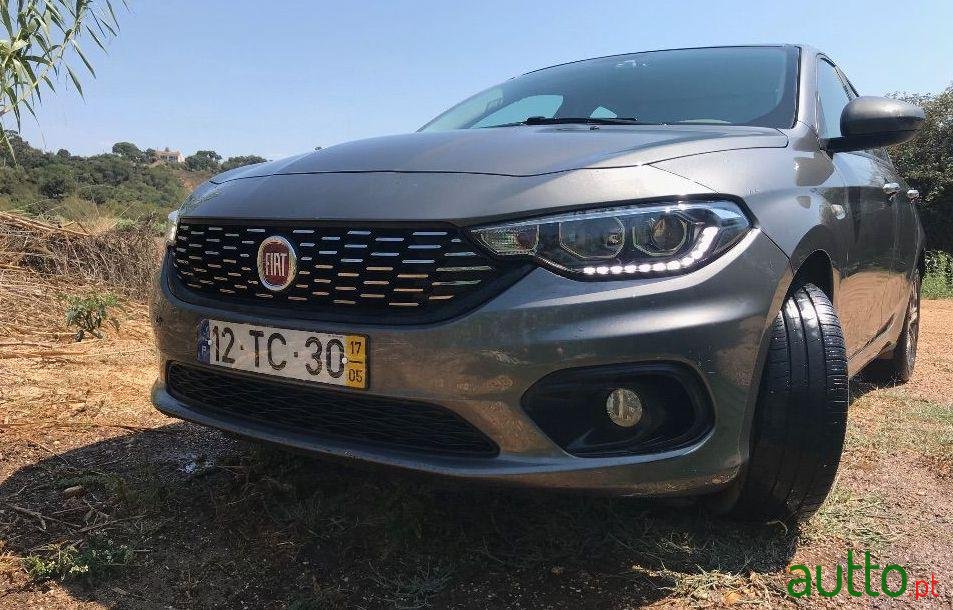 2017' Fiat Tipo Van photo #3