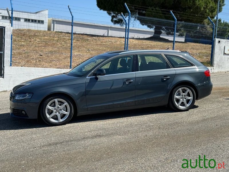 2008' Audi A4 Avant photo #1