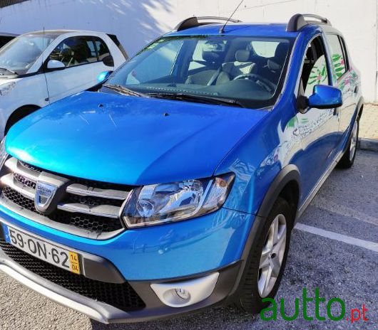 2014' Dacia Sandero Stepway photo #1
