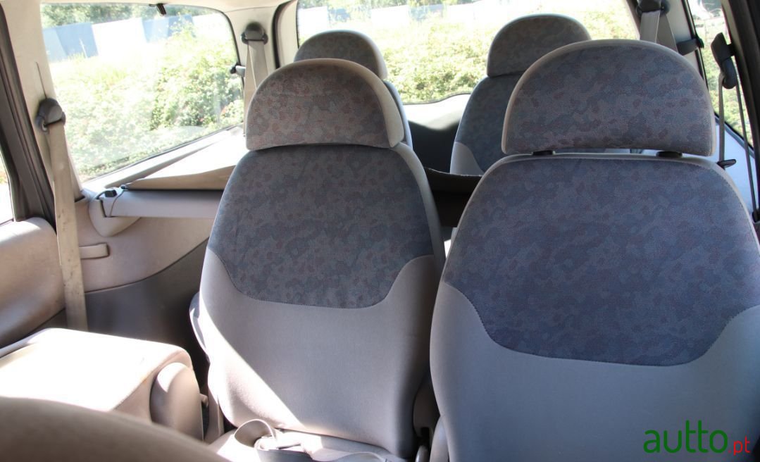 2000' Ford Galaxy photo #4