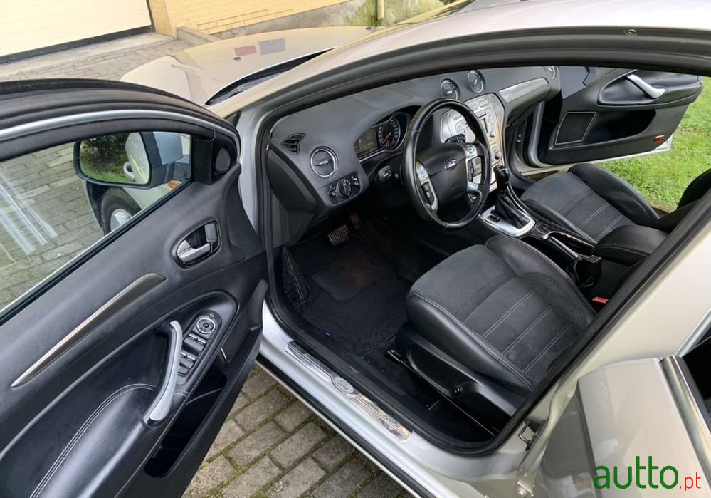 2009' Ford Mondeo Sw photo #6