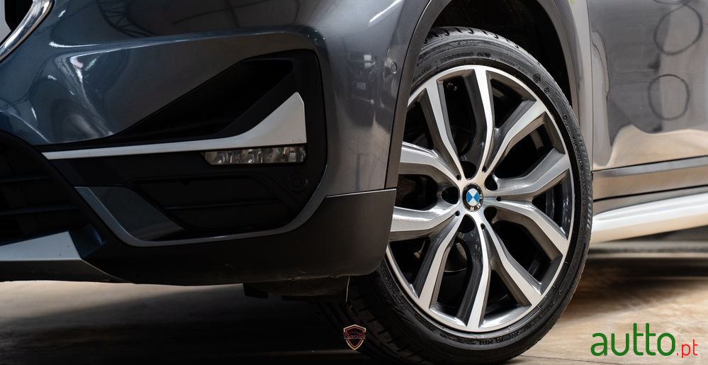 2019' BMW Série X 16 D Sdrive Xline photo #3