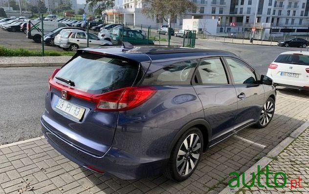 2014' Honda Civic Tourer photo #5