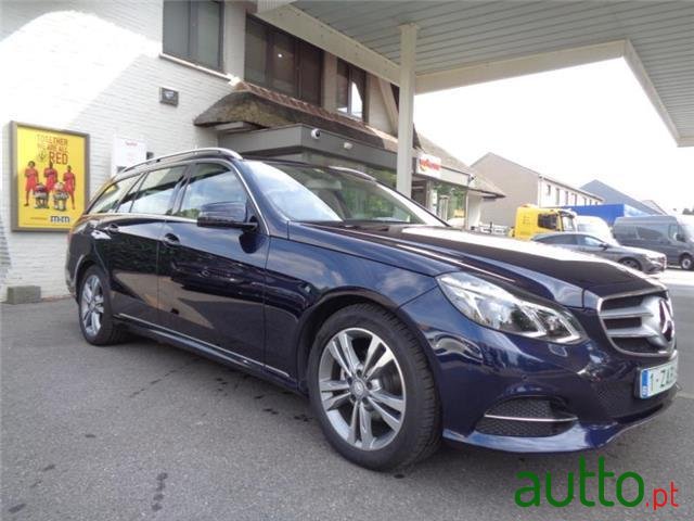 2013' Mercedes-Benz 200E Avantgarde photo #1