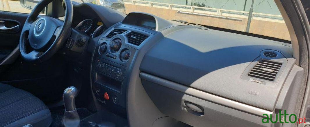 2006' Renault Megane 1.5Dci photo #5