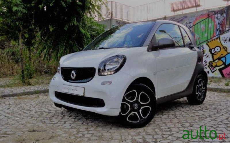 2017' Smart Fortwo 1.0 Passion 90 photo #1