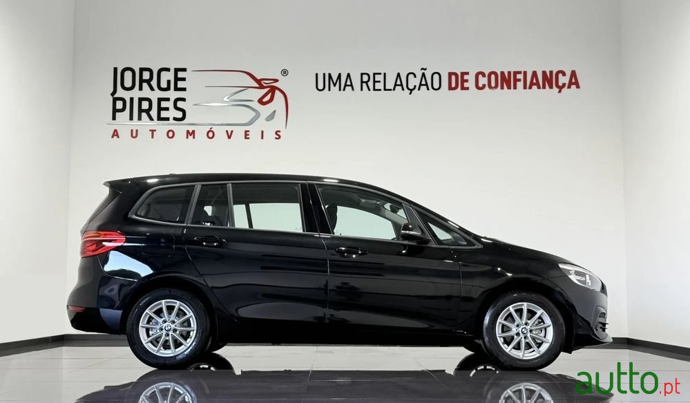 2019' BMW Série 2 D 7L Advantage photo #3