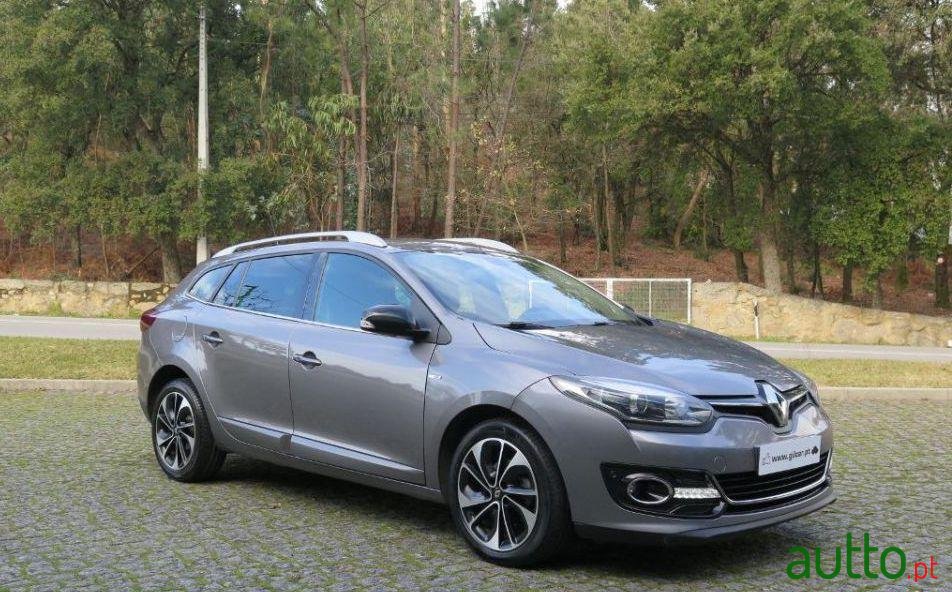 2014' Renault Megane Sport Tourer photo #1