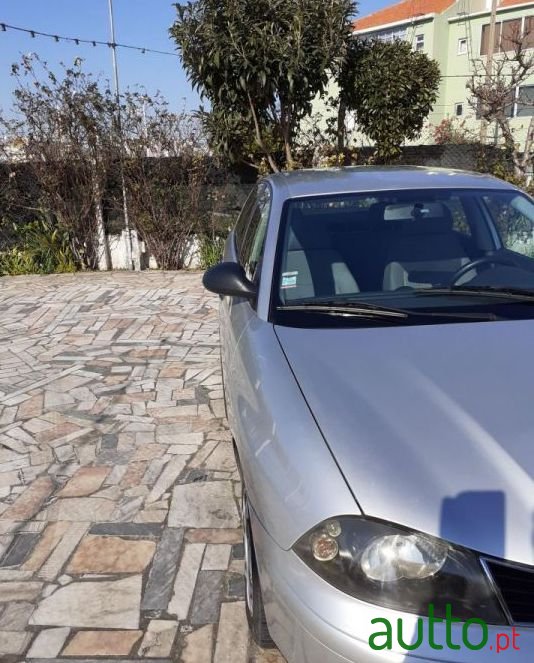 2003' SEAT Cordoba photo #2