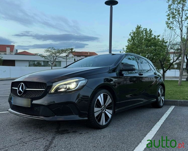 2016' Mercedes-Benz Classe A Cdi Be Urban photo #1