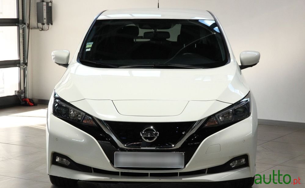 2018' Nissan Leaf N-Connecta photo #2